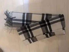 チェック柄マフラーのサムネイル