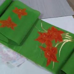 正絹　緑にオレンジ花柄刺繍 帯用反物　新品未使用　長さ約445cm 巾約33cm