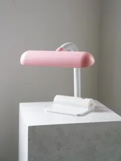 Item thumbnail for item 38cb3e6c-5cfa-4561-ab76-f677c56b1bf2