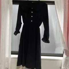 【未使用】黒 フリル襟 長袖ワンピース 膝丈 秋服