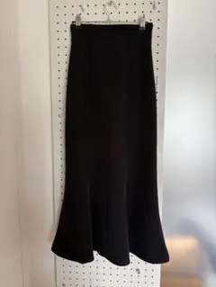 ブラック マーメイドスカート ゴム入り スリット