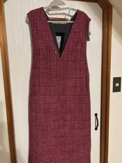 バーガンディ Vネック ワンピース