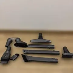 新品未使用品　ダイソン純正　ブラシ&ノズル8点セットのサムネイル