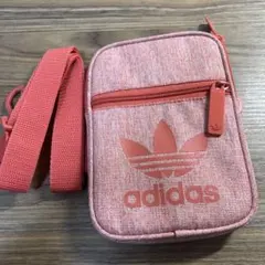 adidas 赤 ショルダーバッグ