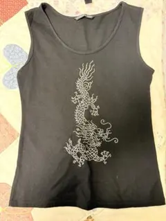 ビビアン・タム ドラゴン刺繍 ブラック ノースリーブ ヴィヴィアンタムVIVIENNE TAM ドラゴン刺繍七分袖ストレッチ
