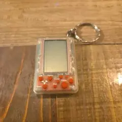 平成レトロミニゲーム機 キーホルダー テトリスブロック クリア／レッド　ジャンクのサムネイル