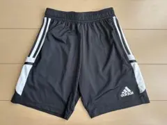 アディダス　ショートパンツ　S adidas 短パン　黒　ブラック