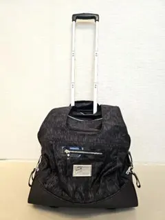 MARY QUANT　ノベルティ　キャリーオンバッグ