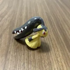 ポケモン クチート メタルフィギュア - メルカリ