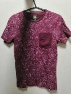 pretty green レッドペイズリー柄T