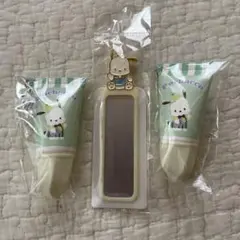 新品未使用　ホイップハンドクリーム＊ポチャッコ＊チャーム付き2個&ミラ－　セット