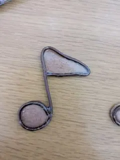 音符型レジンパーツ