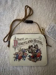 新品未使用　ディズニーホテル限定　パスケース、コインケース