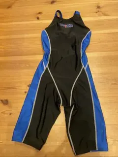 フィッタ　Mサイズ 水着