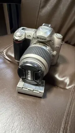 Nikon D50 シルバー 本体 レンズセットのサムネイル
