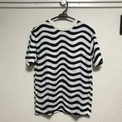 【美品(ほぼ新品)】UNIQLO×marimekkoコラボTシャツ／M／ネイビーのサムネイル