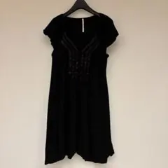 sunaokuwahara 半袖ひざ丈ワンピース 黒