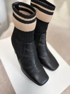 ダイアナ　ソックスブーツ ブラック/ベージュ