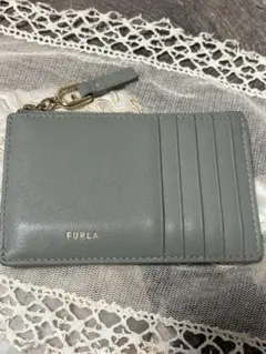 FURLA ファスナーコインケース付きカードケース