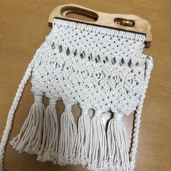 Item thumbnail for item 5eca6c85-64ce-4b28-9e9b-e8a592d02a07