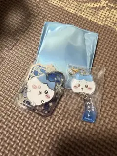ちいかわ 小樽 もぐもぐ本舗 風鈴になっちゃったアクリルチャームlast oneのサムネイル
