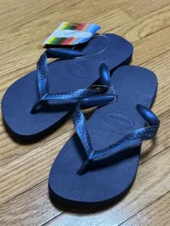 【新品】 Havaianas ビーチサンダル37/38（22.5-23.5㎝）のサムネイル