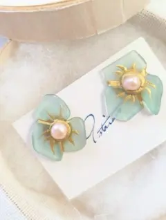 Item thumbnail for item ff0a91b8-2cc0-406c-9b6c-2011095b6e0d