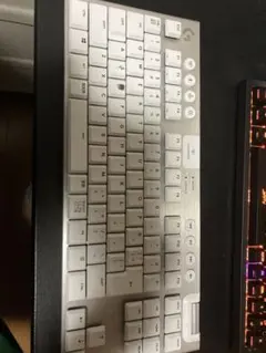 Logicool G913TKL タクタイル ホワイト