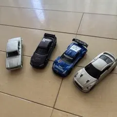 トミカ NISSAN SKYLINE GT-R 各種4台のサムネイル