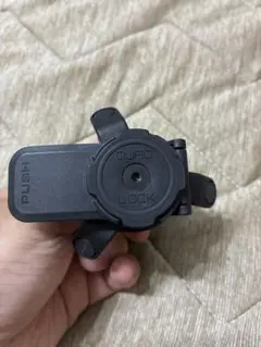 Quad Lock バイク用 マウント 本体のサムネイル