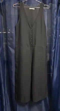 E hyphen world gallery PEACEオールインワン