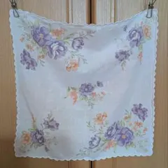 花柄ハンカチ（紫・オレンジ）