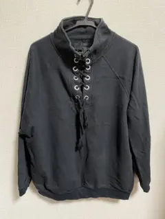 ファンキーフルーツ　ハトメデザイン　ハイネック　トレーナー ブラック　黒