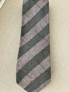 Item thumbnail for item d3a411bc-7648-4f8d-a739-750462eae7a2