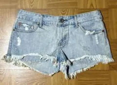 アメリカンイーグル　ダメージ加工 デニム ショートパンツ