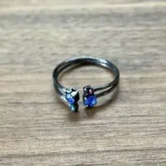 ブラックシルバー調2連オープンリング 3色クリスタルストーン