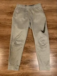 ナイキ　メンズ　スウェットパンツ　グレー　M