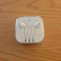 ホワイト イヤフォン 3.5mmジャック