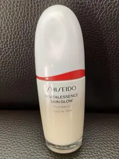 資生堂 REVITALESSENCE SKIN GLOW 140