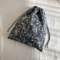 リバティ　巾着袋　ハンドメイド　Betsy Star