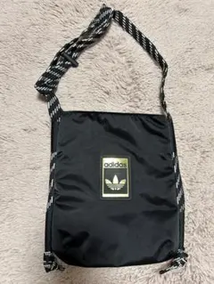 adidas ショルダーバッグ アディダスオリジナルス　ショルダーバッグ