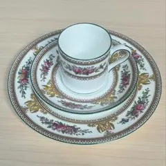 WEDGWOODセージグリーン》ティーカップ＆ソーサー、ケーキプレート 