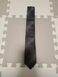 BRICK HOUSE 黒ネクタイ