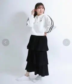 Y2Kセシルマクビー ワンポイントロゴ サイドライン スウェットパーカー M 白のサムネイル