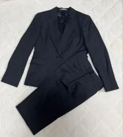 LES MUES レディーススーツ パンツスーツ ブラック　ストライプ