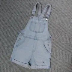 H&M ライトブルー オーバーオールショートパンツ 　128