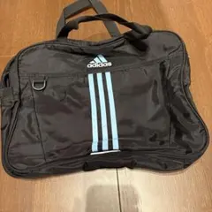 アディダスのバック