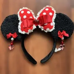 ミニーちゃん　イヤリング　赤　カチューシャ
