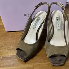 ダイアナ ストラップサンダル スウェードブラウン23cm