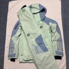 ONONE ミントグリーン スキーウェアセット